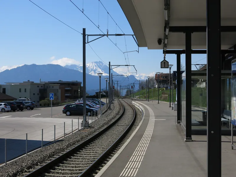 Küssnacht am Rigi, Switzerland (26278925964) (2015-04-06 11:15)