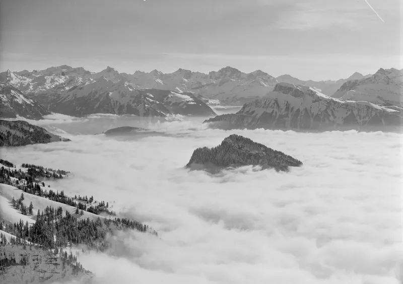 Rigi, view from Rigi towards Gersauerstock and Niederbauen (16.01.1967)