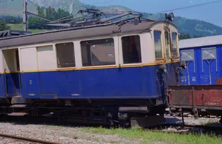 Leukerbad : Ex station building of the LLB ; MOB railcar, ex BDe 4/4 28 in Montbovon ; snowplow X 10 of the MOB, tpf tractor 12 ; BDe 4/4 142 in new dress ; Vitznau-Rigi steam loco 17 ; Ballwil with train 6033, Bt 906 at 11:35 in Ballwil ; train 6044 to Lenzburg in Hochdorf at 12:32, NPZ (16.07.2002-27.07.2002)