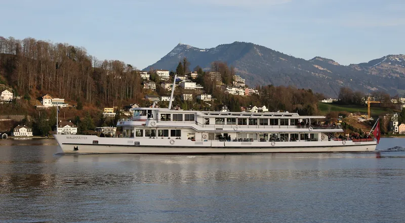 Waldstätter on Lake Lucerne 30.12.2023 (2023-12-30 16:27:40)